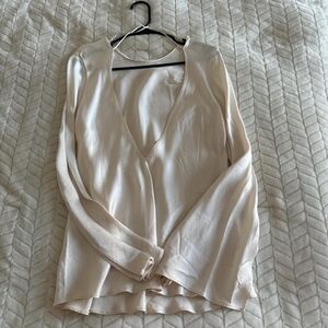 Zara Cream V-Neck Long Sleeve Blouse